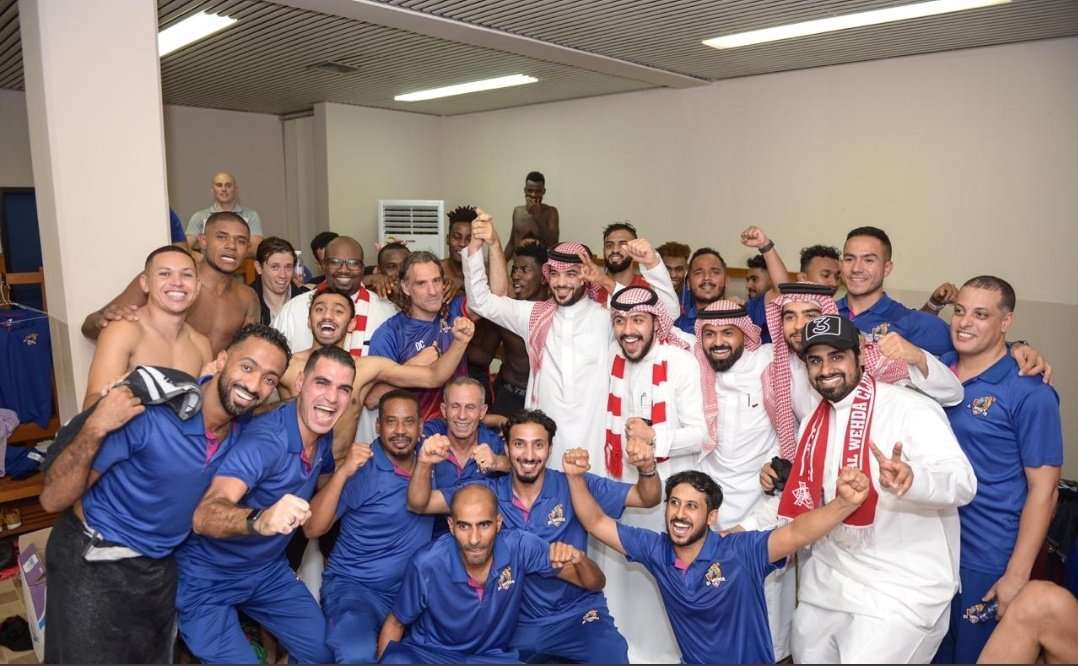 لاعبو الوحدة