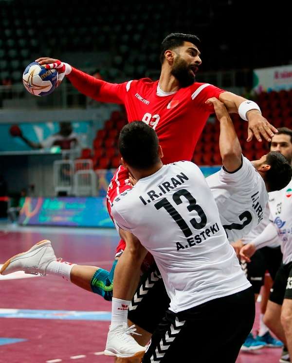 من مواجهة البحرين وإيران