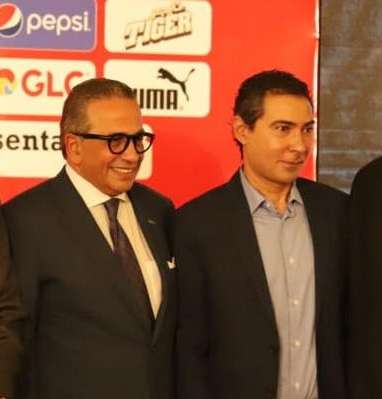 محمد بركات (يمين)