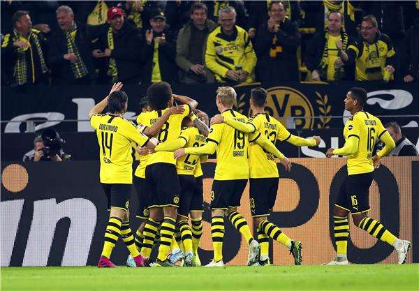 لاعبو بوروسيا دورتموند