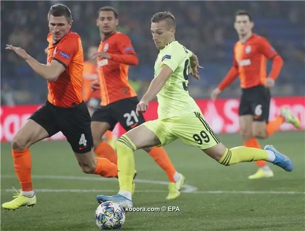 ?i=epa%2fsoccer%2f2019-10%2f2019-10-22%2f2019-10-22-07941126_epa