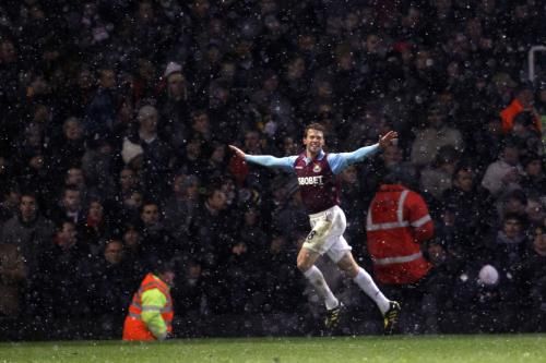 2010-11-30t215536z_01_slp101_rtridsp_3_soccer-england_reuters