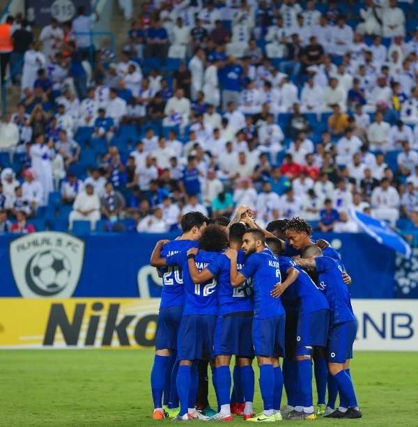 لاعبو الهلال