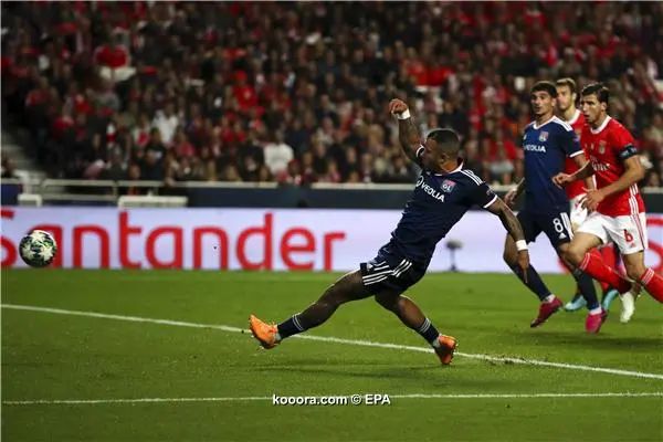 ?i=epa%2fsoccer%2f2019-10%2f2019-10-23%2f2019-10-23-07944381_epa