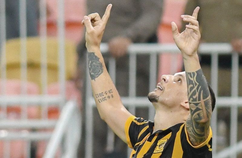 إيمليانو فيكيو 