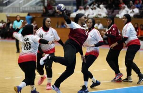 من لقاء قطر والإمارات