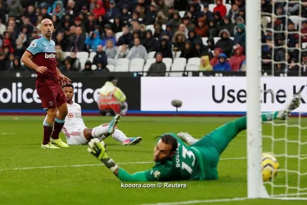 ?i=reuters%2f2019-10-26%2f2019-10-26t153035z_1266520293_rc1f14929dc0_rtrmadp_3_soccer-england-whu-shu-report_reuters