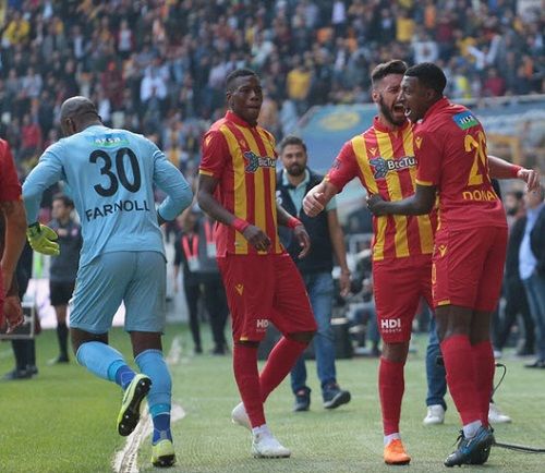 فرحة لاعبي  ملطية سبور