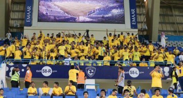 جانب من الحضور الجماهيري 