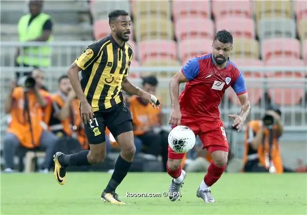 ?i=epa%2fsoccer%2f2019-10%2f2019-10-27%2f2019-10-27-07954209_epa