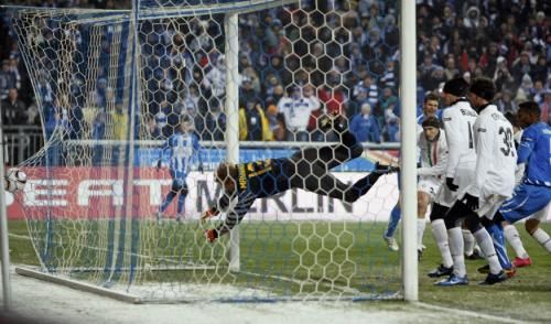 2010-12-01t204344z_01_im06_rtridsp_3_soccer-europa_reuters