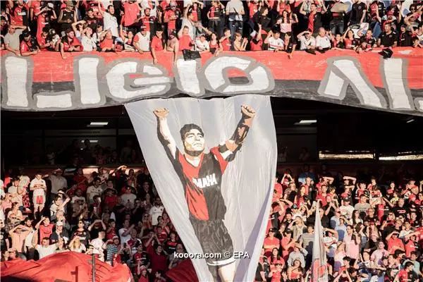 ?i=epa%2fsoccer%2f2019-10%2f2019-10-29%2f2019-10-29-07958880_epa