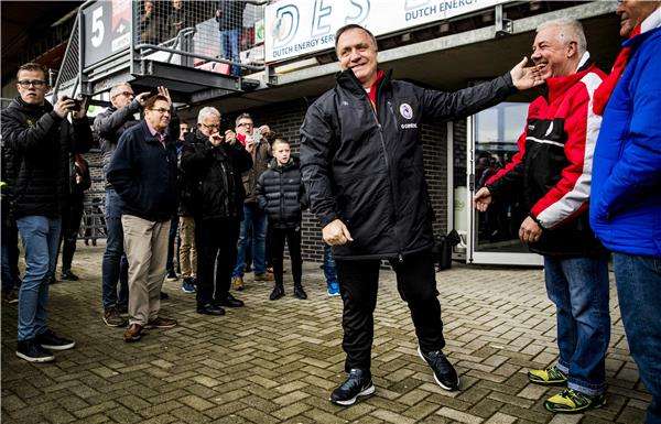 ديك أدفوكات