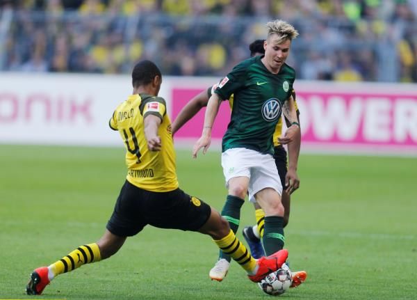 فولفسبورج وبوروسيا دورتموند - أرشيفية