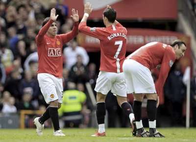 تيفيز وكريستيانو