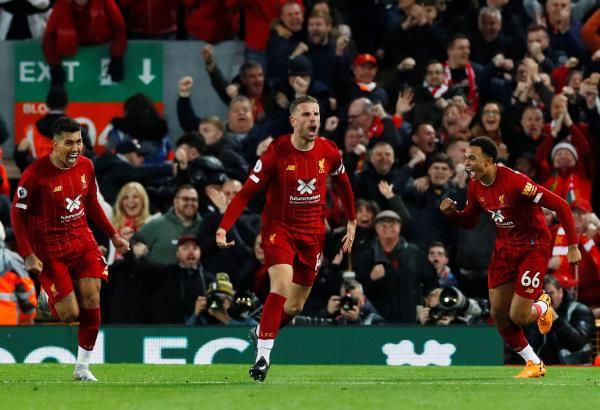 لاعبو ليفربول