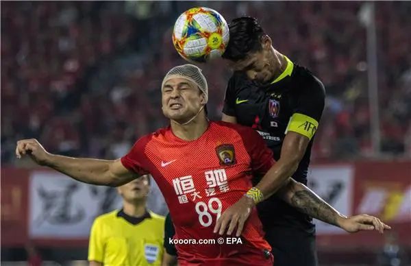 ?i=epa%2fsoccer%2f2019-10%2f2019-10-23%2f2019-10-23-07943410_epa