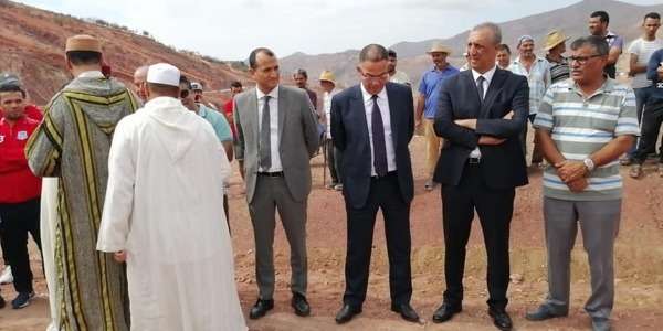 فوزي لقجع في جنازة والد إحتارين