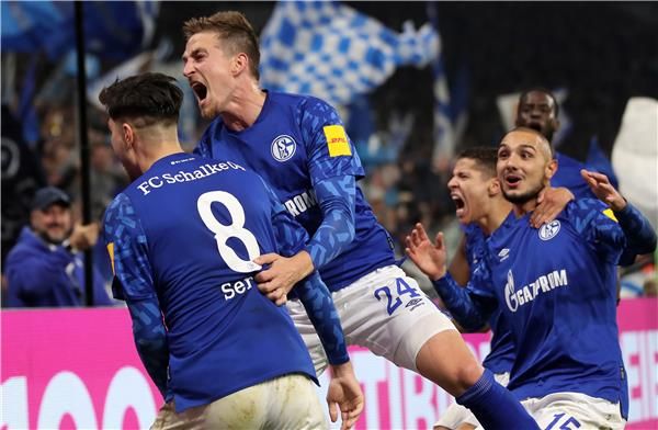 لاعبو شالكه 