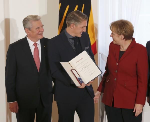 ميركل وشفاينشتايجر 