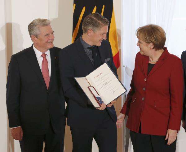 ميركل وشفاينشتايجر 