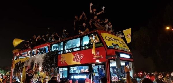 حافلة العهد تجوب شوارع بيروت