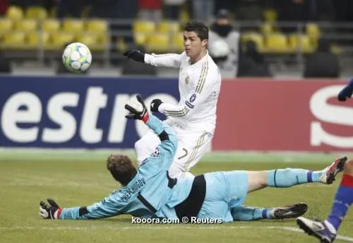 ?i=reuters%2f2012-02-21%2f2012-02-21t190557z_01_mos121_rtridsp_3_soccer-champions_reuters