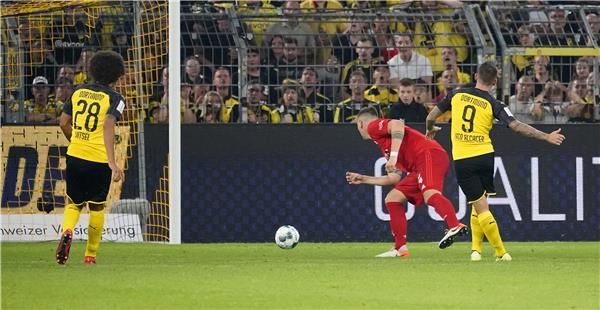 من لقاء سابق بين  الفريقين