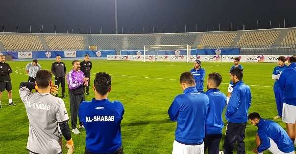 لاعبو الشباب 