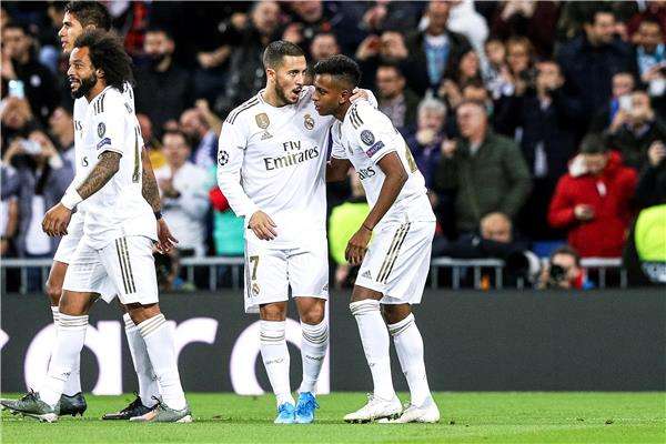 لاعبو ريال مدريد 