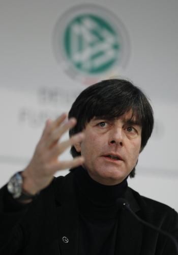 2010-10-07t122206z_01_tpe05_rtridsp_3_soccer-europe_reuters