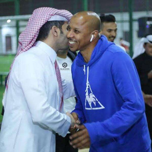 محمد النزهان