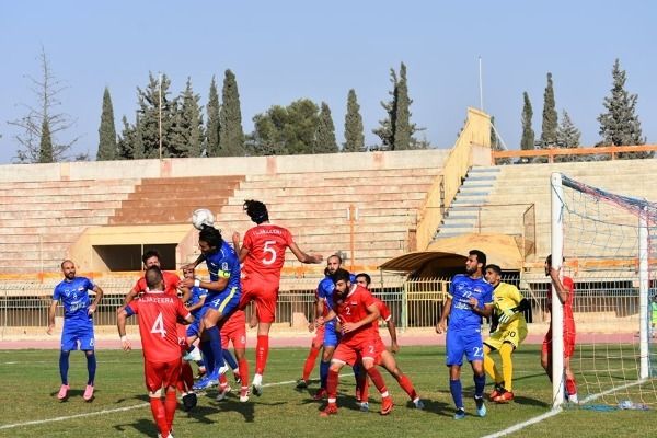 من مباراة النواعير والجزيرة