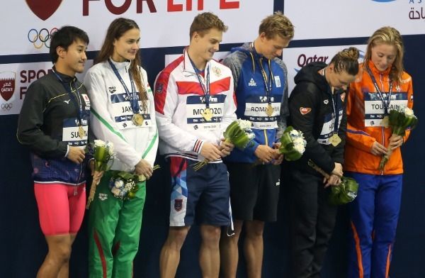 جانب من التتويج