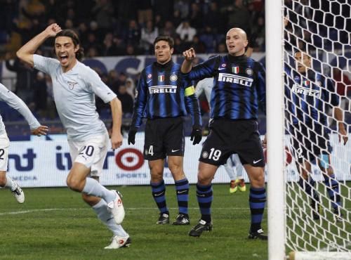 2010-12-03t204912z_01_rom507_rtridsp_3_soccer-italy_reuters