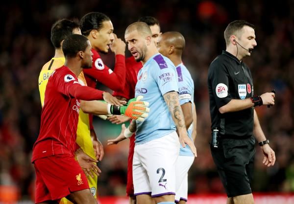 من لقاء ليفربول ومانشسترسيتي