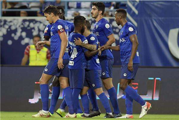 لاعبو الهلال