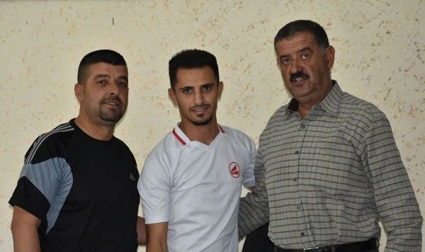 بعد توقيع العقود