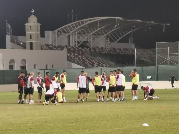 المنتخب الفلسطيني يتدرب في البحرين