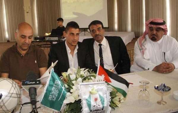 خطاب والسيلاوي "بالوسط"