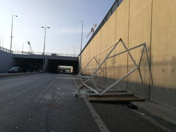 من محيط الملعب