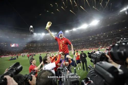 ?i=reuters%2f2010-07-11%2f2010-07-11t213207z_01_wca214_rtridsp_3_soccer-world_reuters