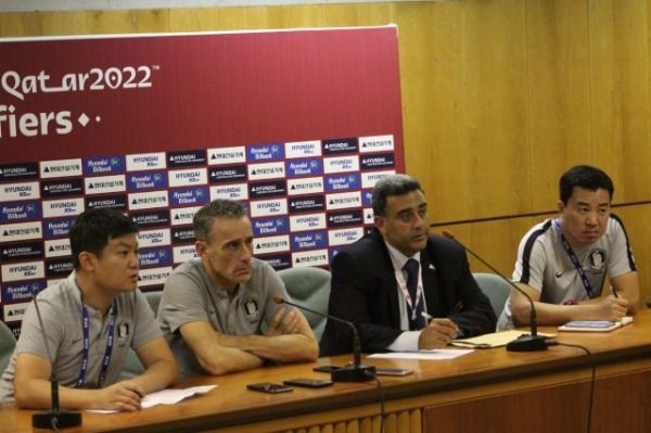 جانب من المؤتمر الصحفي