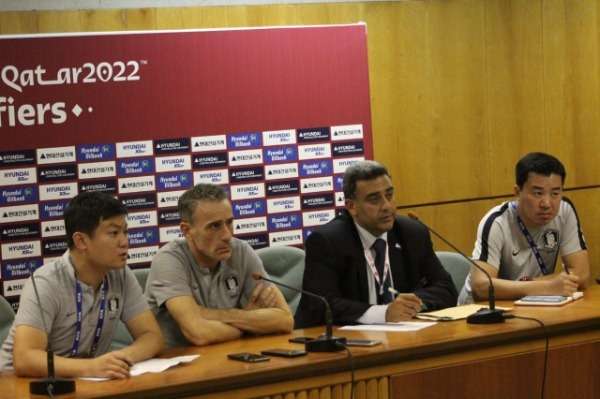 جانب من المؤتمر الصحفي