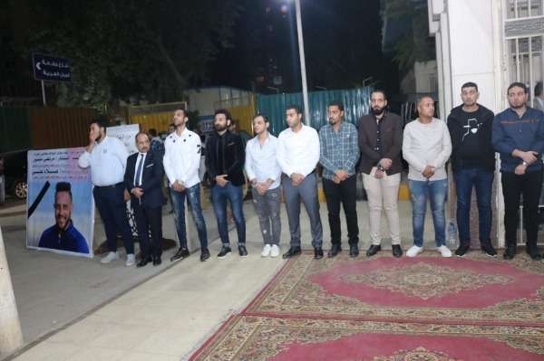 من عزاء علاء علي