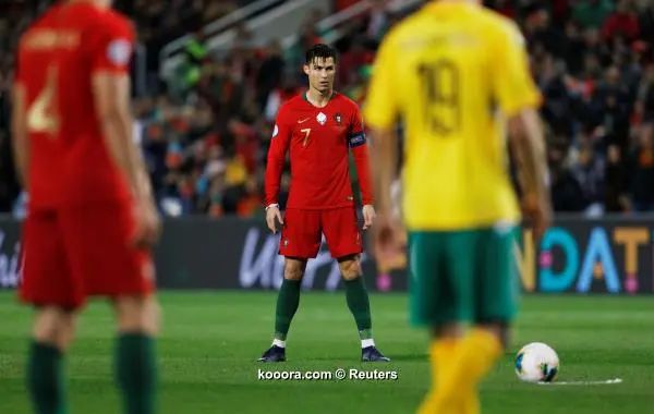 ?i=reuters%2f2019-11-14%2f2019-11-14t210735z_1827989560_rc29bd9vd4m8_rtrmadp_3_soccer-euro-por-ltu-report_reuters