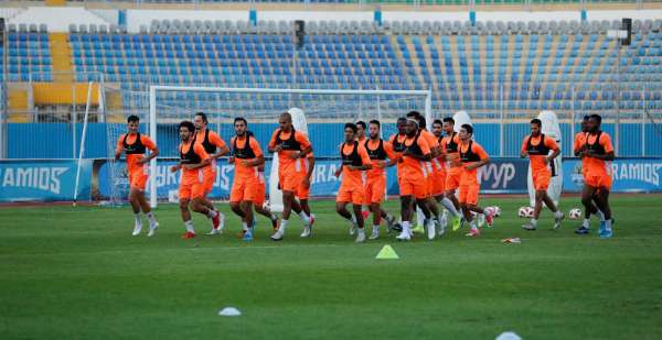 لاعبو بيراميدز