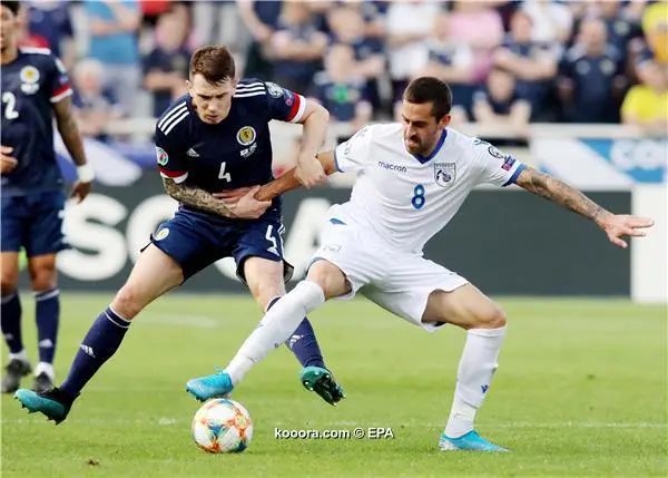 ?i=epa%2fsoccer%2f2019-11%2f2019-11-16%2f2019-11-16-08001670_epa