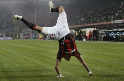 2010-12-04t201420z_01_aga103_rtridsp_3_soccer-italy_reuters