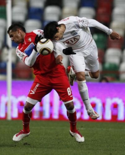 2010-12-04t233720z_01_hgc13_rtridsp_3_soccer-portugal_reuters